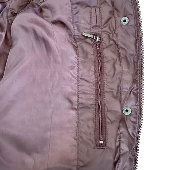 Eddie Bauer ~ Plum Goose Down Puffer Vest ~ Size Small ~ interior zipped pocket - Picture 8 of 13